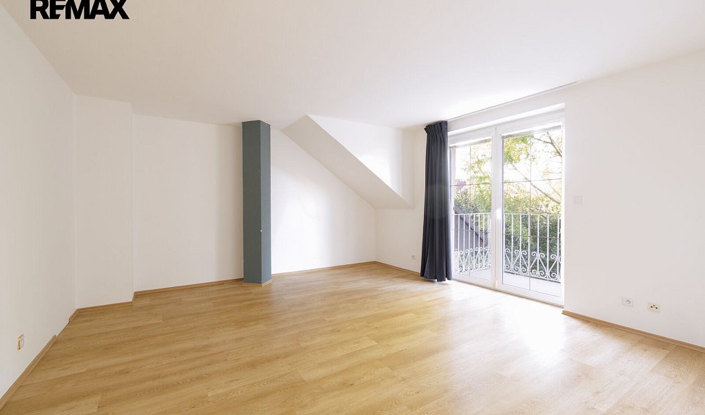 Prodej domu 520 m² s pozemkem 764 m², Roztoky – náhled fotky 20