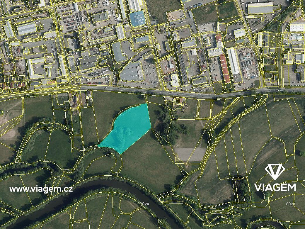 Prodej pole 5 356 m²