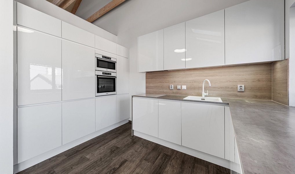 Prodej domu 197 m² s pozemkem 621 m², Kobylnice – náhled fotky 7