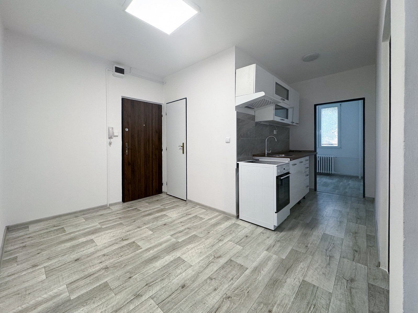 Pronájem bytu 3+1 63 m² – fotografie 3
