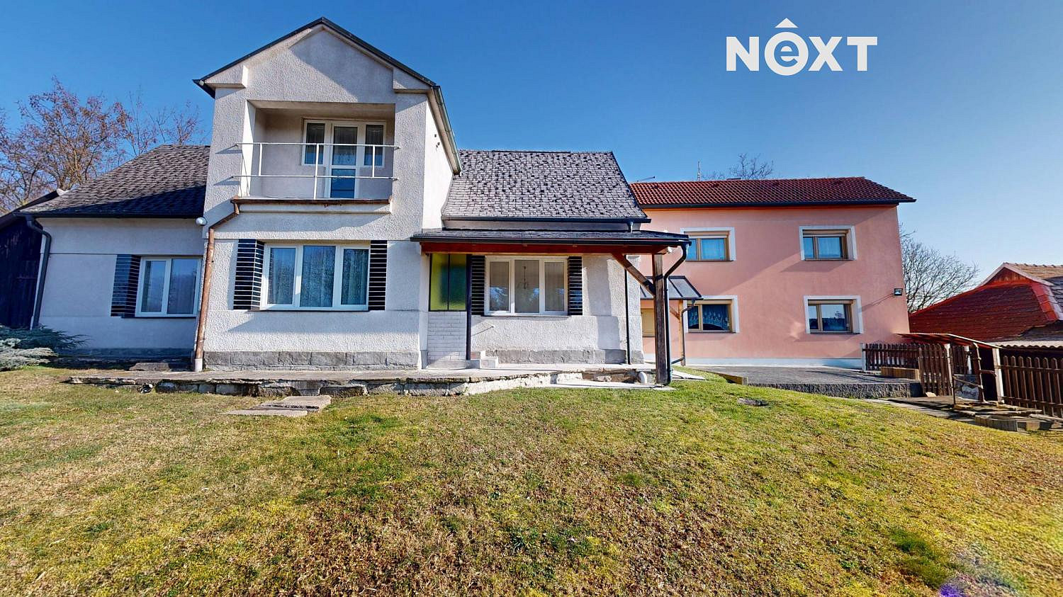 Prodej domu 250 m² s pozemkem 976 m² — photo 2
