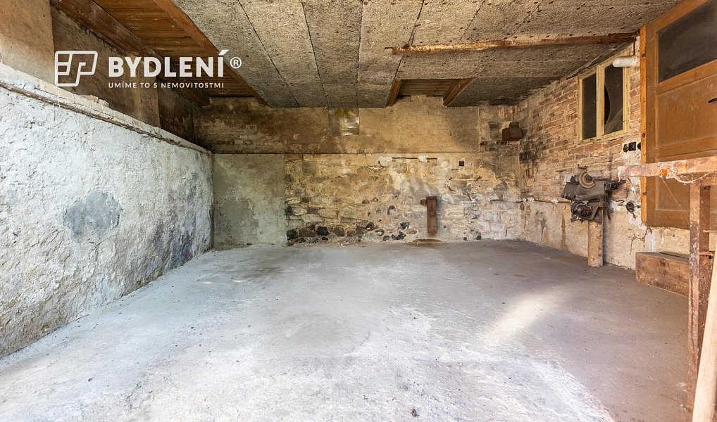 Prodej domu 207 m² s pozemkem 726 m², Kamýk – náhled fotky 21