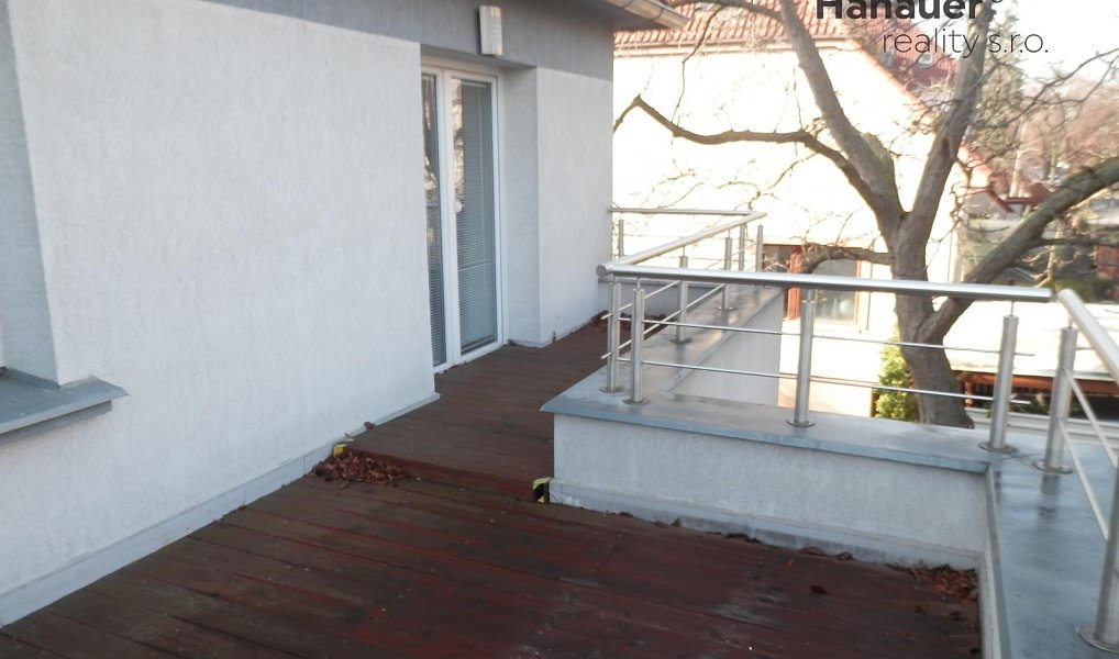 Pronájem kanceláře 110 m², Praha – náhled fotky 12