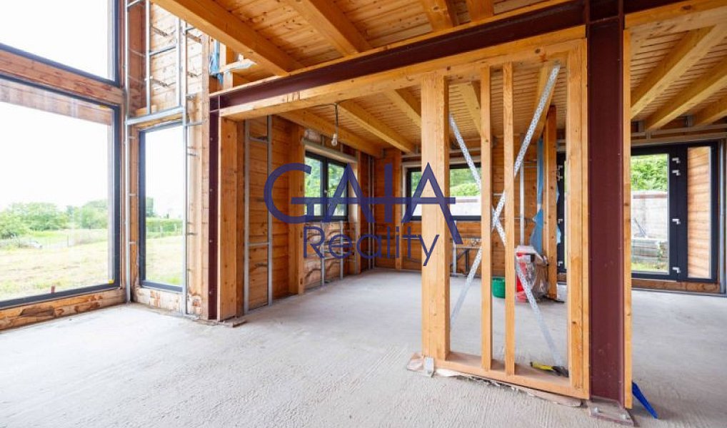 Prodej domu 250 m² s pozemkem 4 513 m², Strážovice – náhled fotky 7