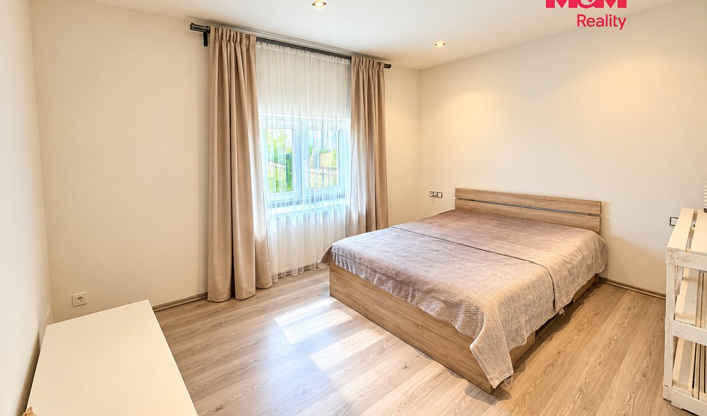 Prodej domu 195 m² s pozemkem 833 m², Vážany – náhled fotky 10