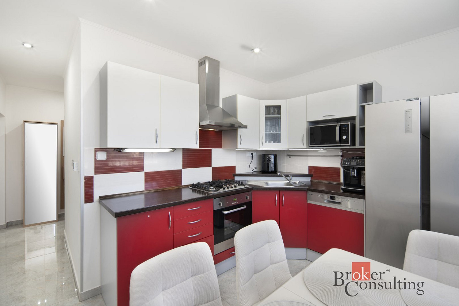 Prodej bytu 3+1 71 m² – fotografie 2
