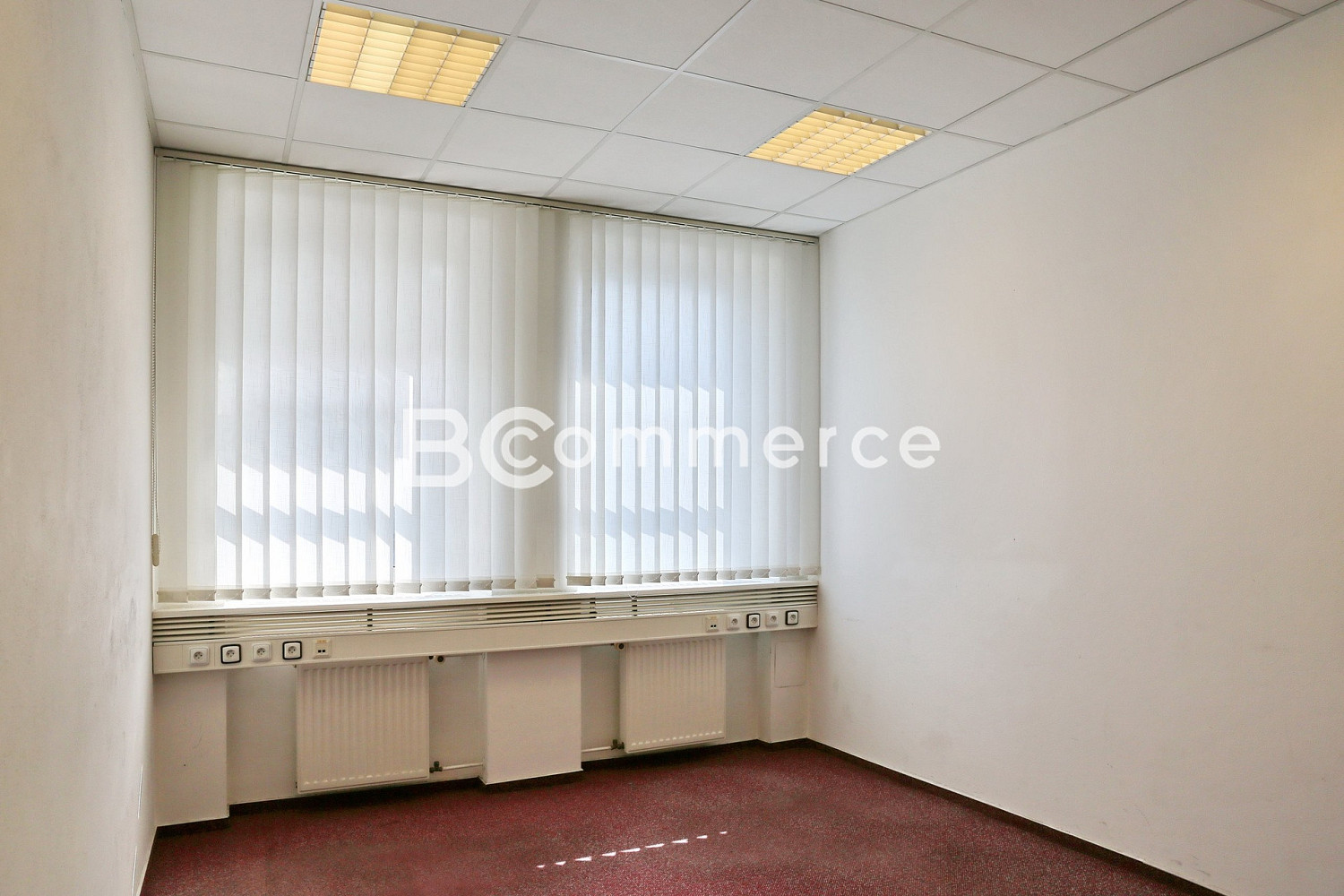 Pronájem kanceláře 18 m² – fotografie 4