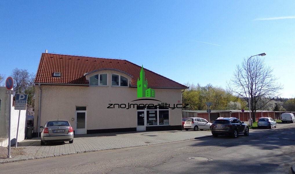 Prodej domu 300 m² s pozemkem 400 m², Znojmo – náhled fotky 16