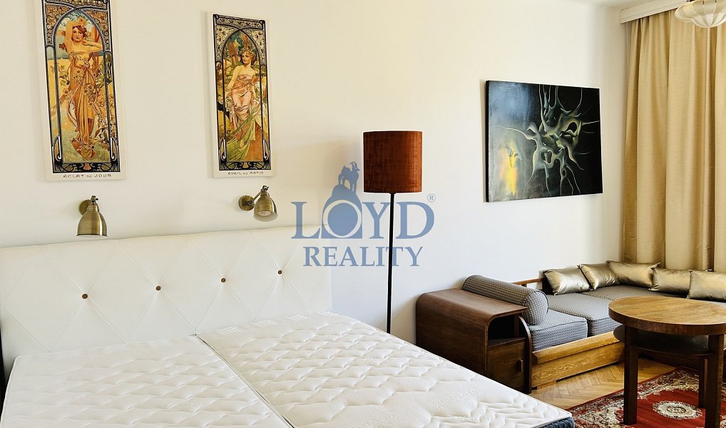 Prodej bytu 2+1 92 m², Karlovy Vary – náhled fotky 8
