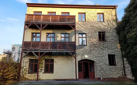 Pronájem bytu 1+kk 40 m², Čechova, Písek - Pražské Předměstí