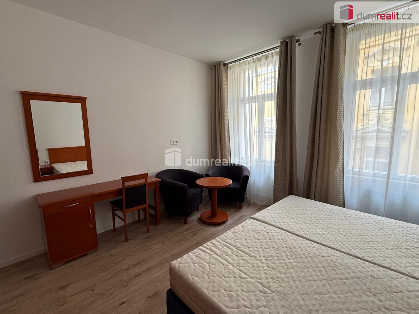Pronájem bytu 1+kk 35 m² – fotografie 2