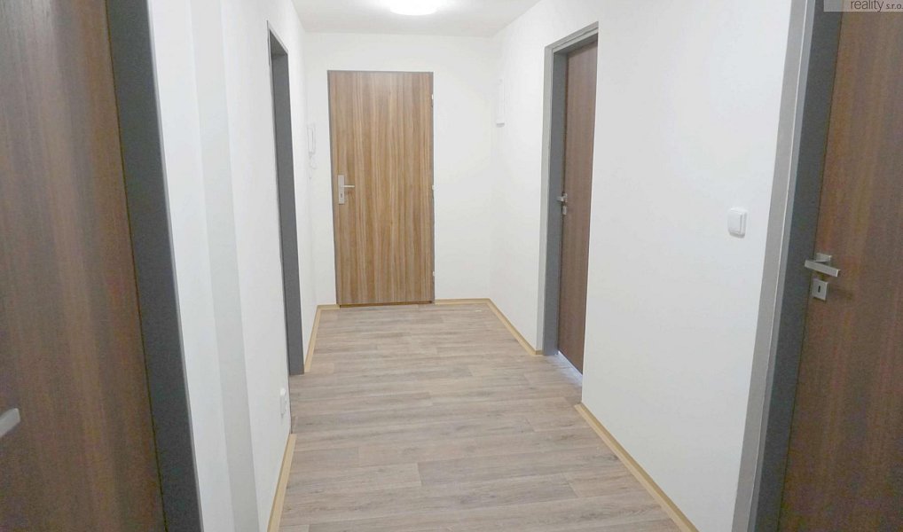 Pronájem bytu 4+kk 70 m², Litvínov – náhled fotky 28