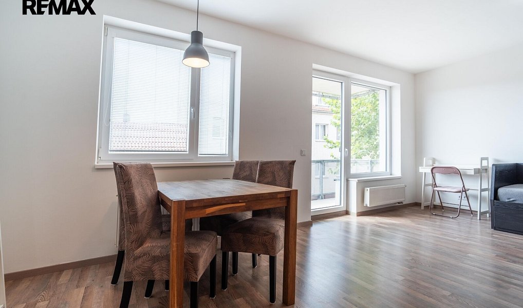 Pronájem bytu 2+kk 53 m², Praha – náhled fotky 3
