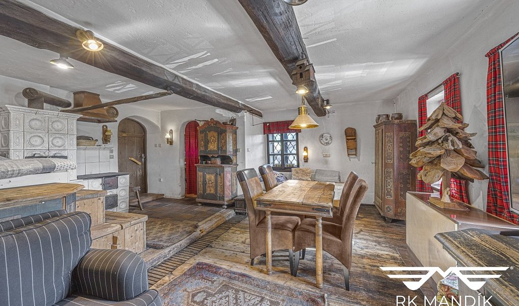 Prodej domu 270 m² s pozemkem 3 755 m², Oplany – náhled fotky 3