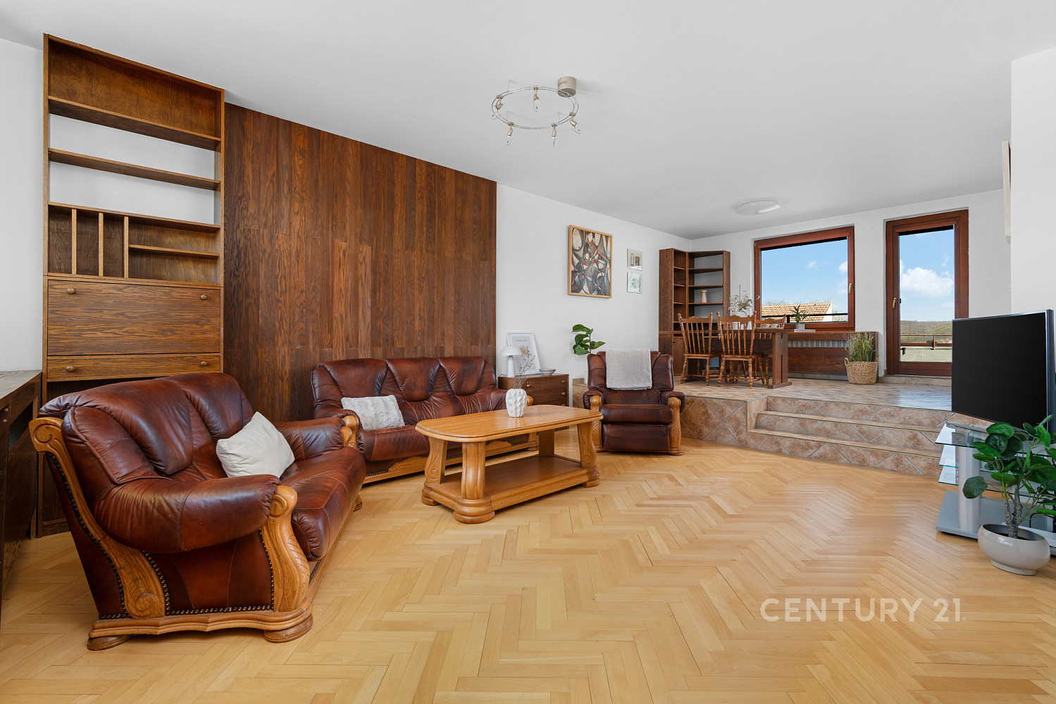 Prodej domu 346 m² s pozemkem 1 494 m² — photo 3