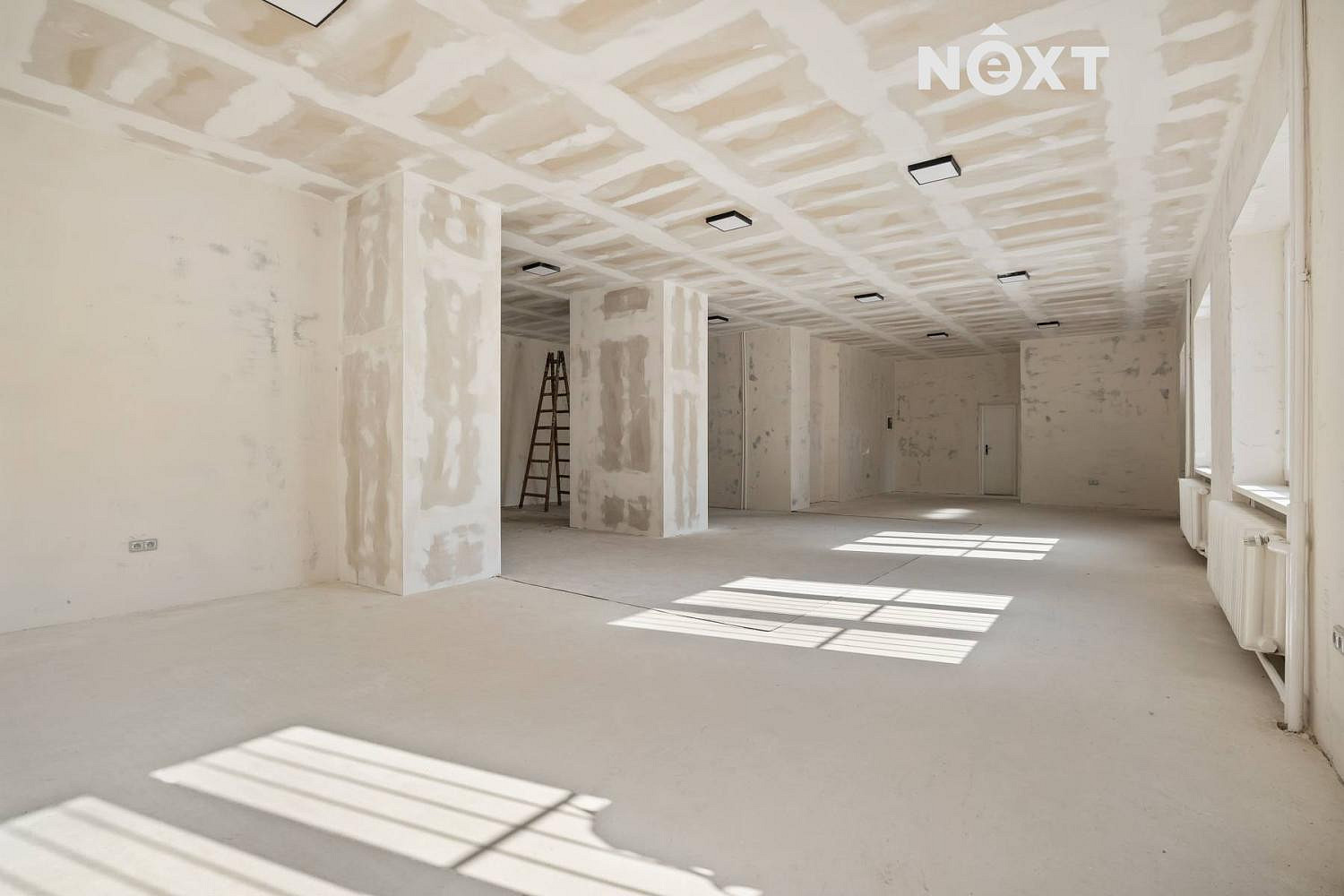 Pronájem obchodních prostor 140 m² – fotografie 3