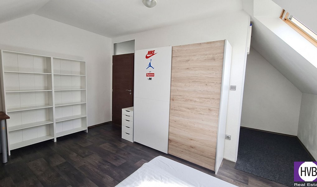 Pronájem bytu 6+kk 162 m², Praha – náhled fotky 7