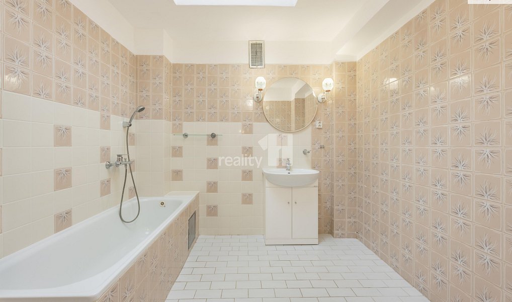 Prodej domu 226 m² s pozemkem 355 m², Praha – náhled fotky 17