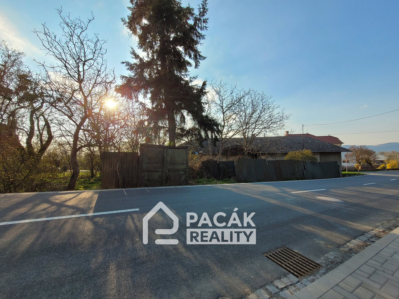 Prodej stavebního pozemku 1 056 m² — photo 5