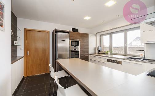 Pronájem bytu 4+1 133 m², Vítězná, Ostrava - Moravská Ostrava