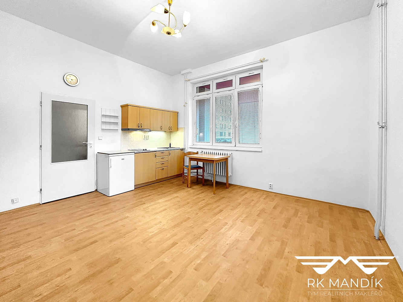 Pronájem bytu 1+kk 28 m² – fotografie 4