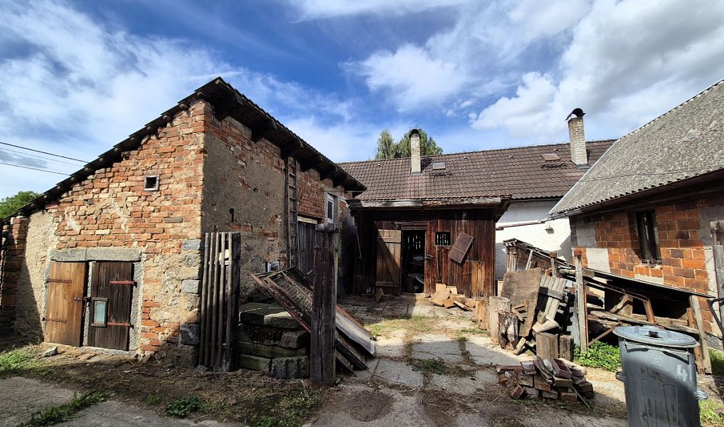 Prodej domu 239 m² s pozemkem 1 451 m², Zalužany – náhled fotky 24