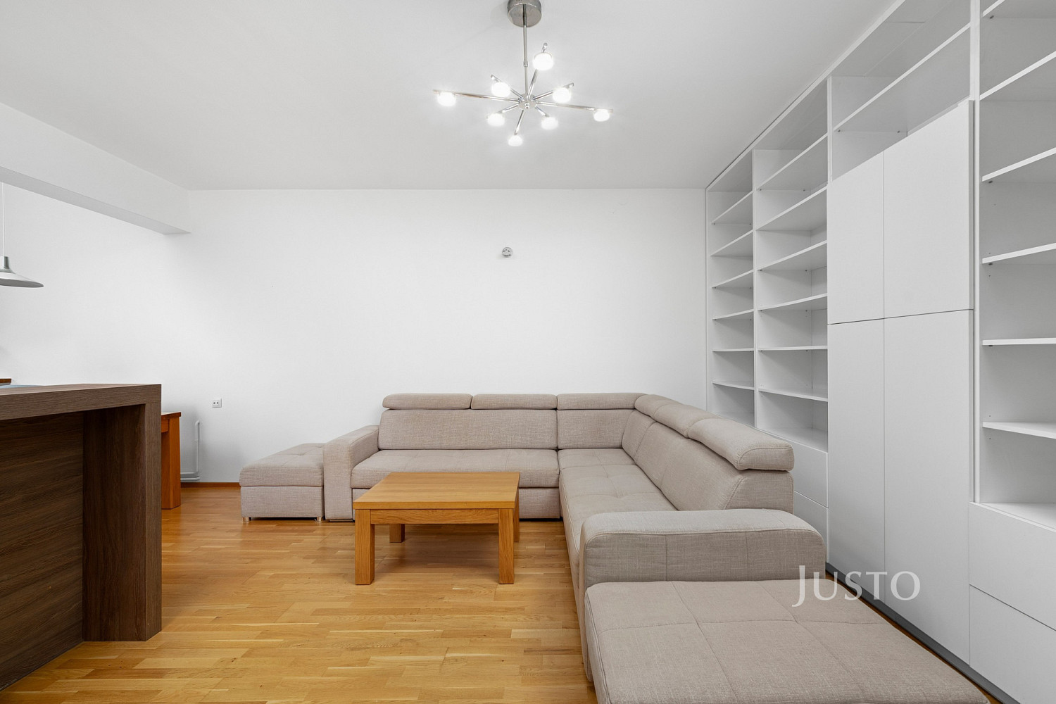 Pronájem bytu 3+kk 81 m² – fotografie 2