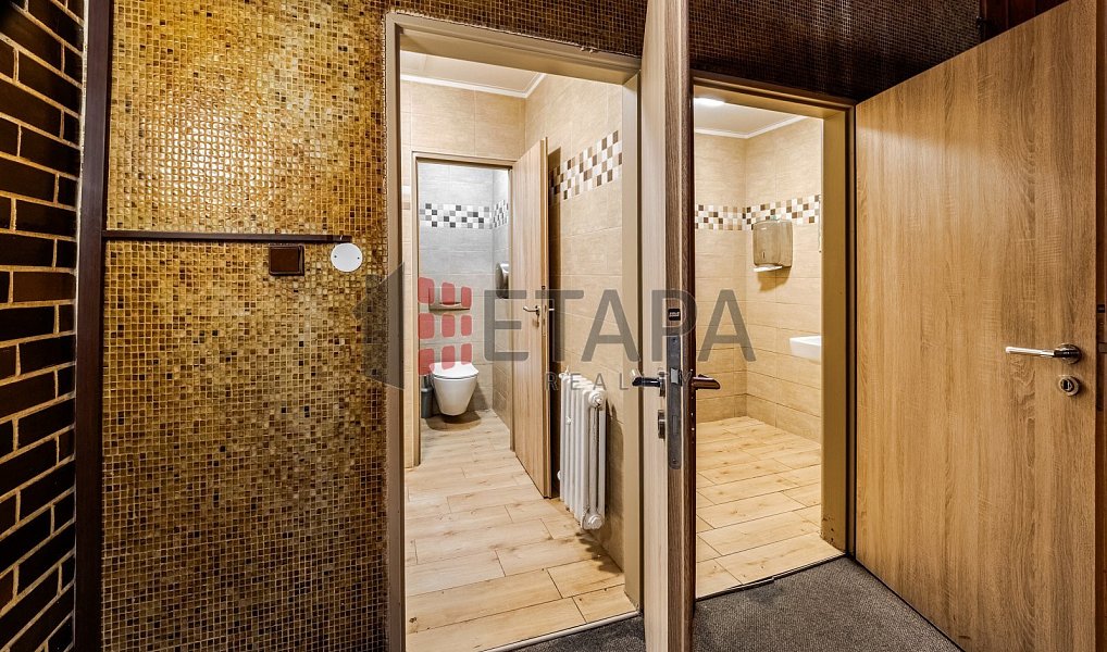 Prodej restaurace 390 m², České Budějovice – náhled fotky 11