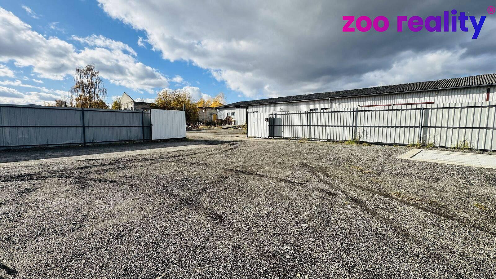 Prodej komerčního pozemku 2 670 m²
