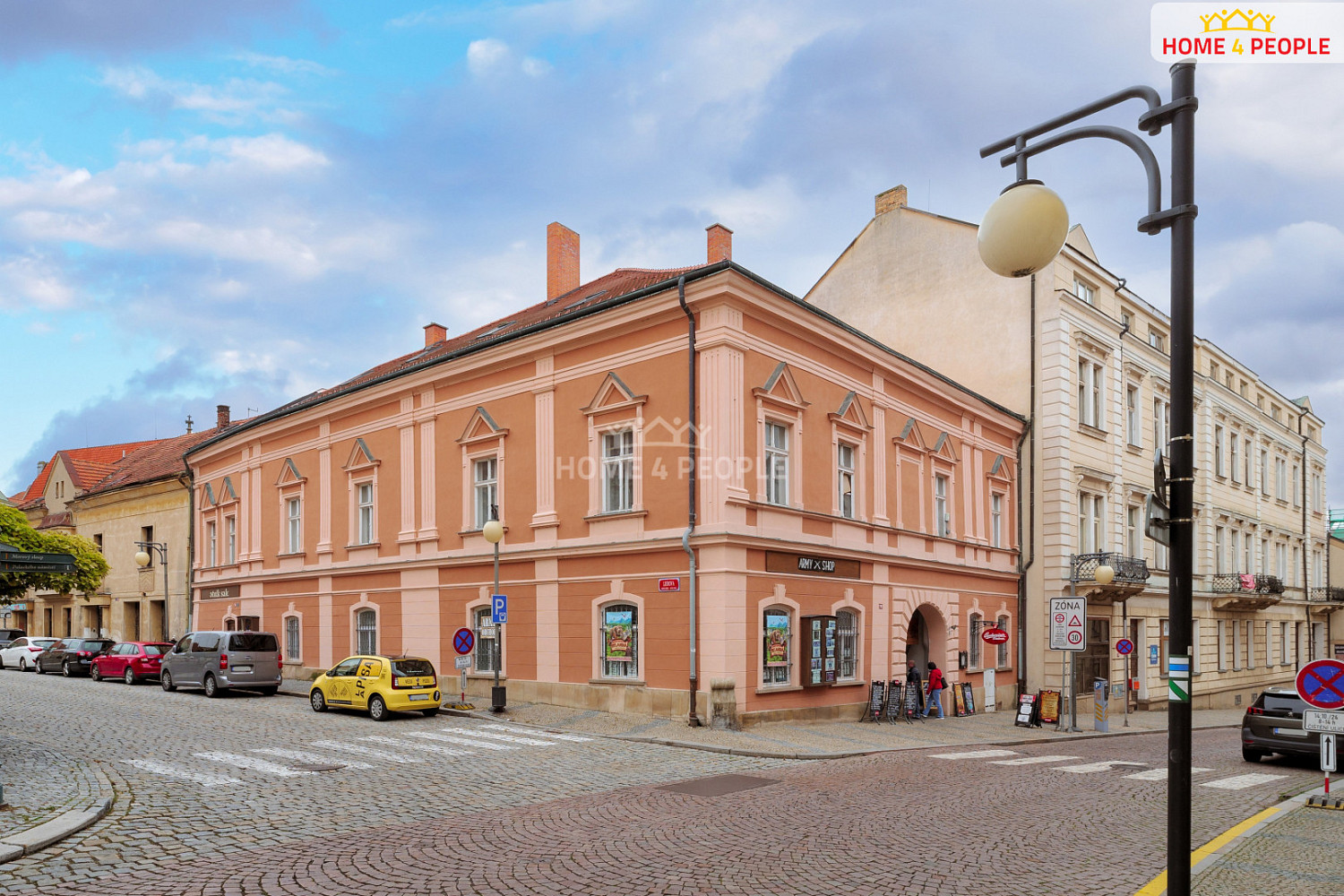 Prodej domu 748 m² s pozemkem 460 m²
