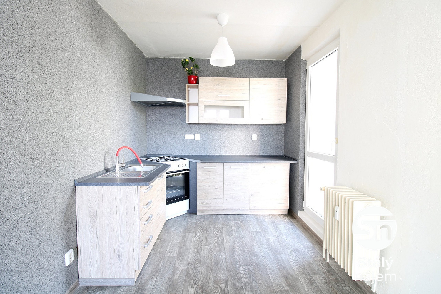 Pronájem bytu 2+kk 40 m² – fotografie 3