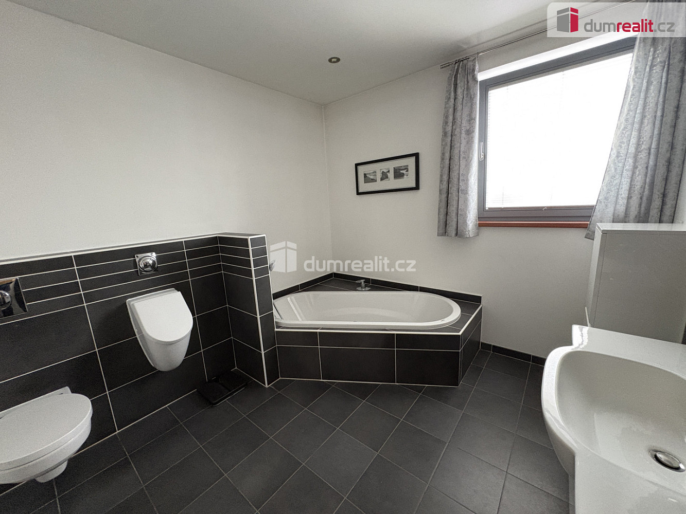 Prodej domu 208 m² s pozemkem 1 506 m² – další