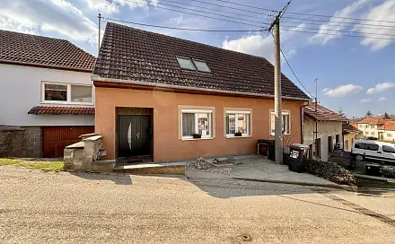 Prodej domu 198 m² s pozemkem 147 m², Rousínov - Kroužek, okres Vyškov