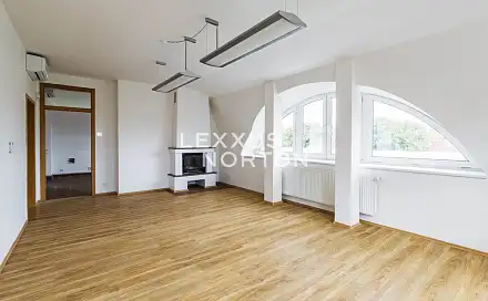 Pronájem bytu 4+1 129 m²
