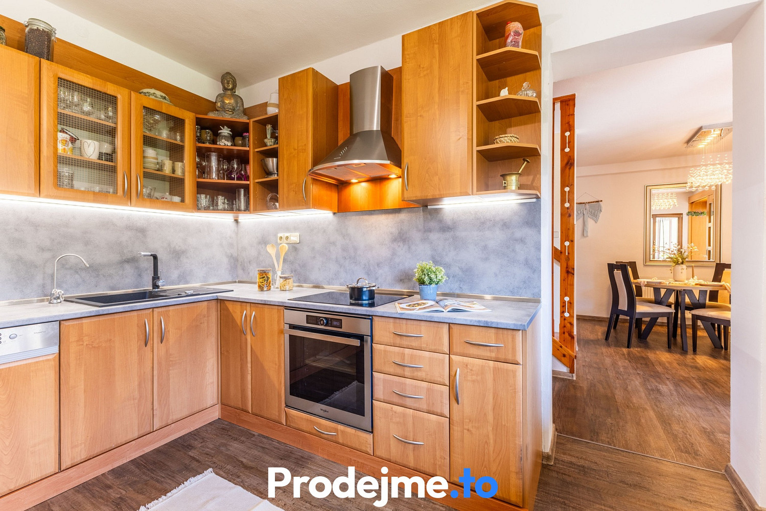 Prodej domu 144 m² s pozemkem 404 m² – fotografie 2