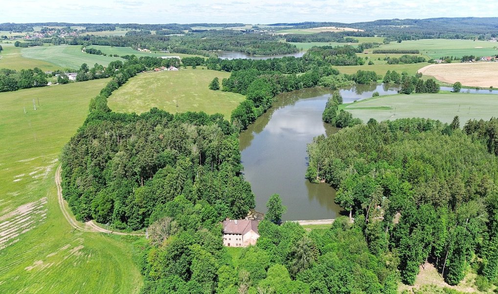 Prodej domu 520 m² s pozemkem 2 024 m², Jindřichův Hradec – náhled fotky 21
