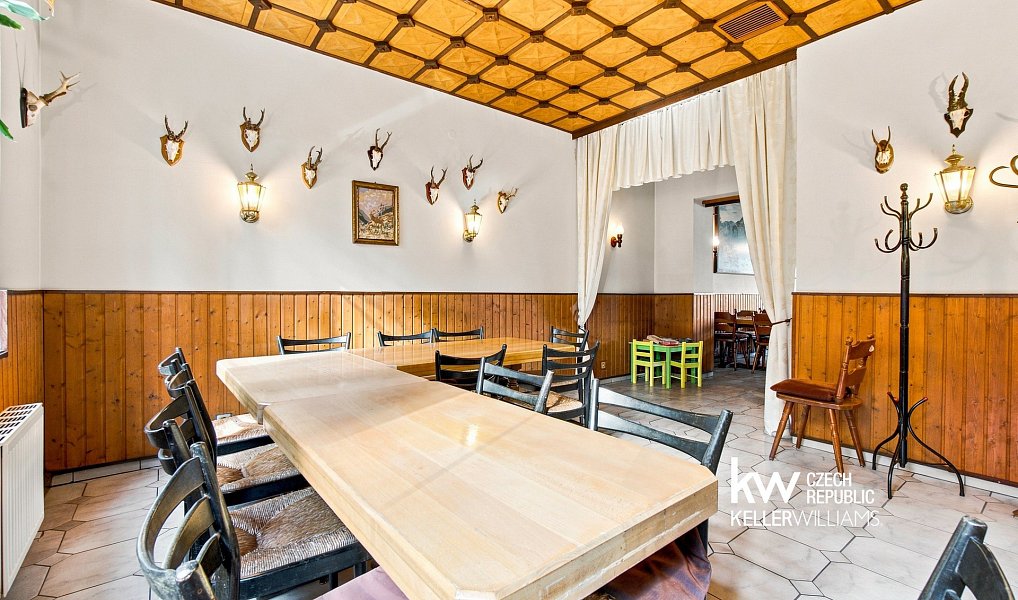 Prodej ubytovacího objektu 1 601 m², Rumburk – náhled fotky 28