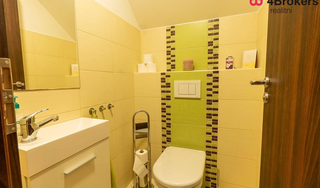 Prodej domu 257 m² s pozemkem 458 m², Chrudim – náhled fotky 24
