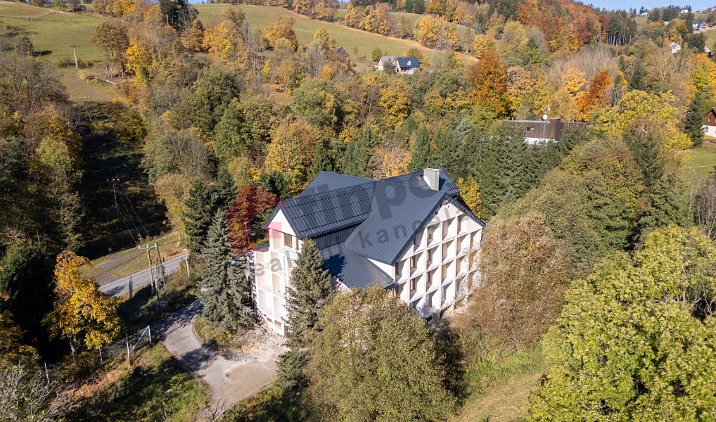 Prodej bytu 1+kk 34 m², Benecko – náhled fotky 8
