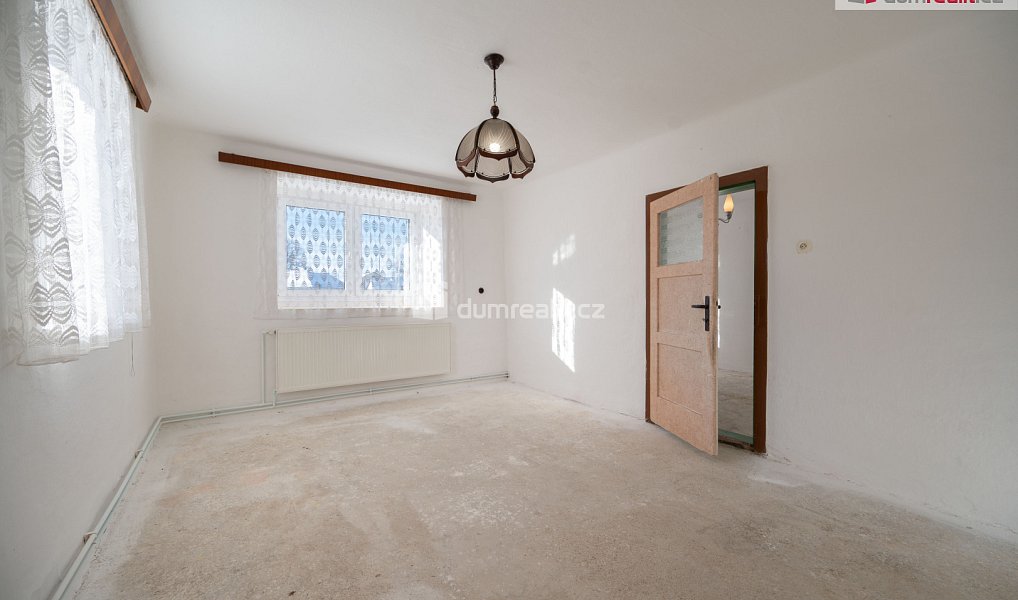 Prodej domu 486 m² s pozemkem 2 814 m², Psárov – náhled fotky 15