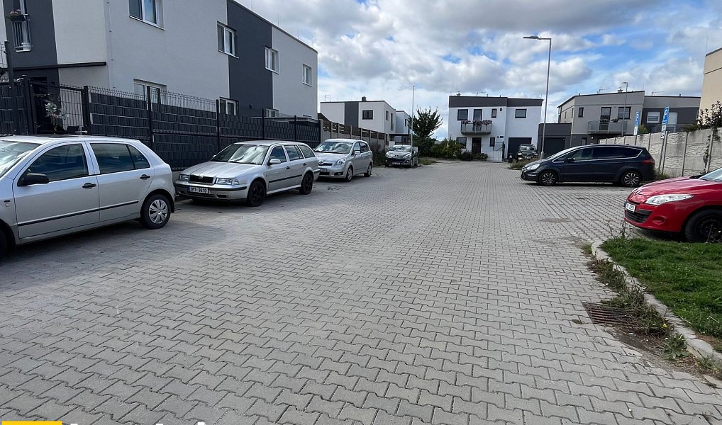 Parkovací stání (12m2), Vochov, Plzeň - sever, Vochov – náhled fotky 8