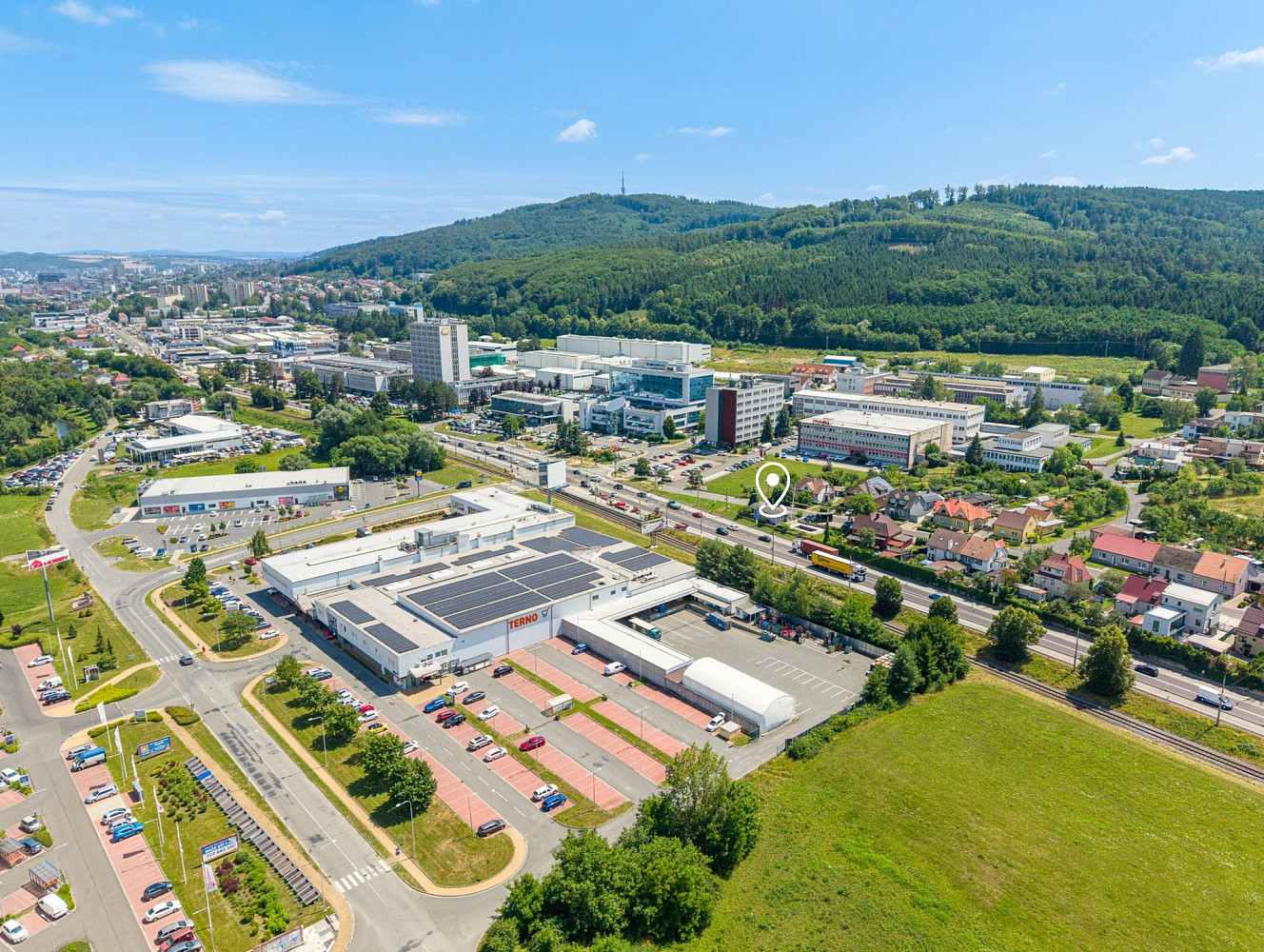 Prodej komerčního pozemku 724 m² — photo 4