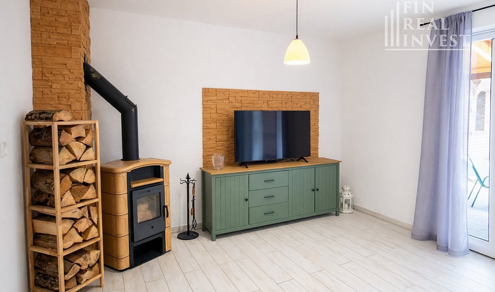Prodej domu 328 m² s pozemkem 975 m², Hovorany – náhled fotky 7