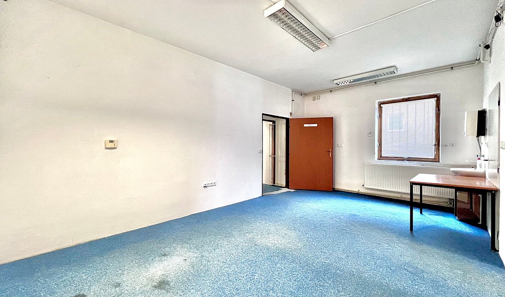 Pronájem skladovacích prostor 135 m², Turnov – náhled fotky 10