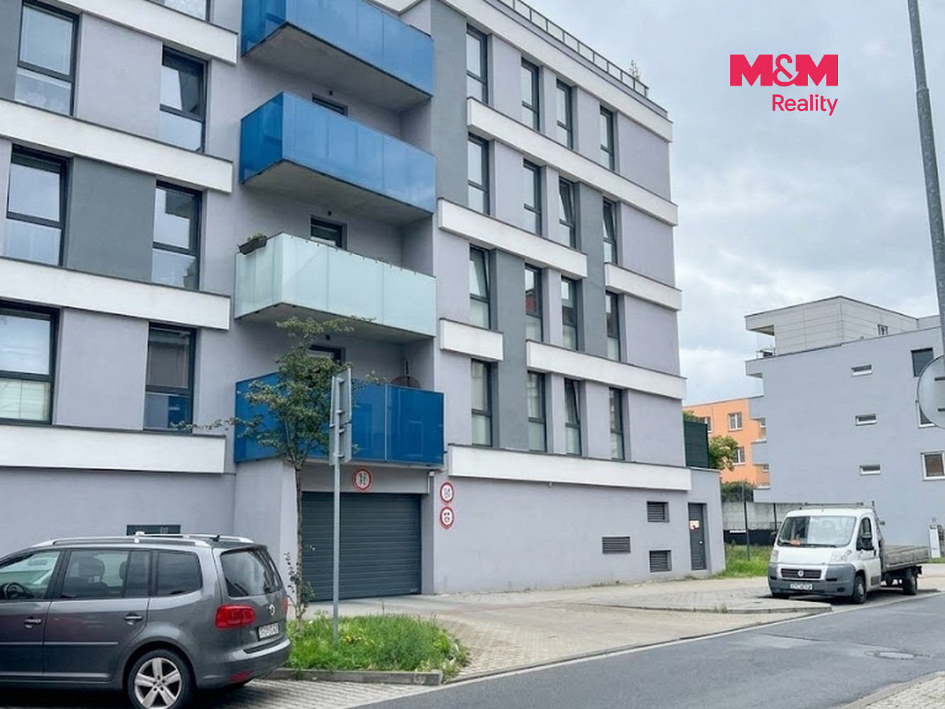 Prodej bytu 1+kk 42 m² – fotografie 3