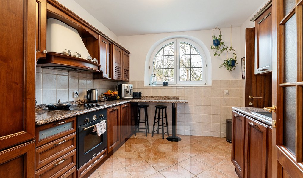 Prodej domu 170 m² s pozemkem 1 332 m², Kunice – náhled fotky 15