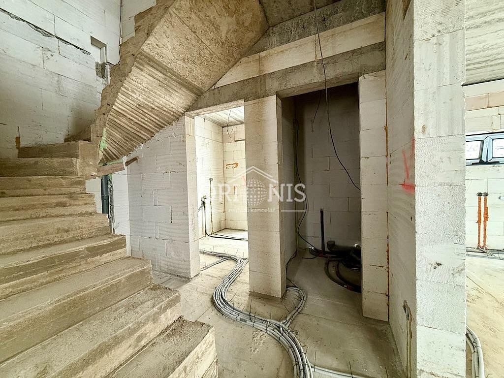 Prodej domu 228 m² s pozemkem 907 m² — photo 5