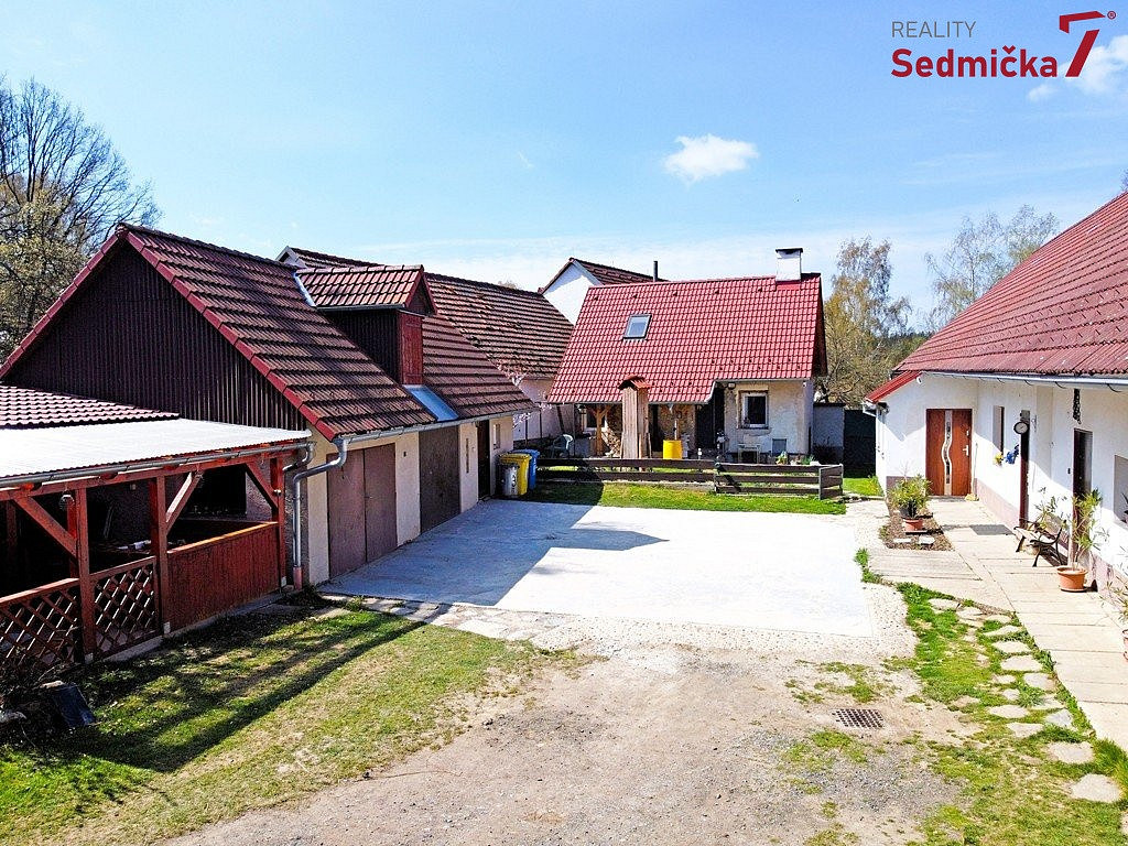 Prodej domu 225 m² s pozemkem 6 700 m² – fotografie 3