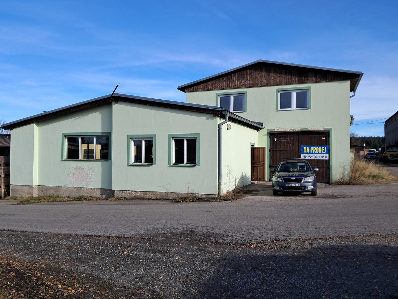 Prodej výrobních prostor 612 m²