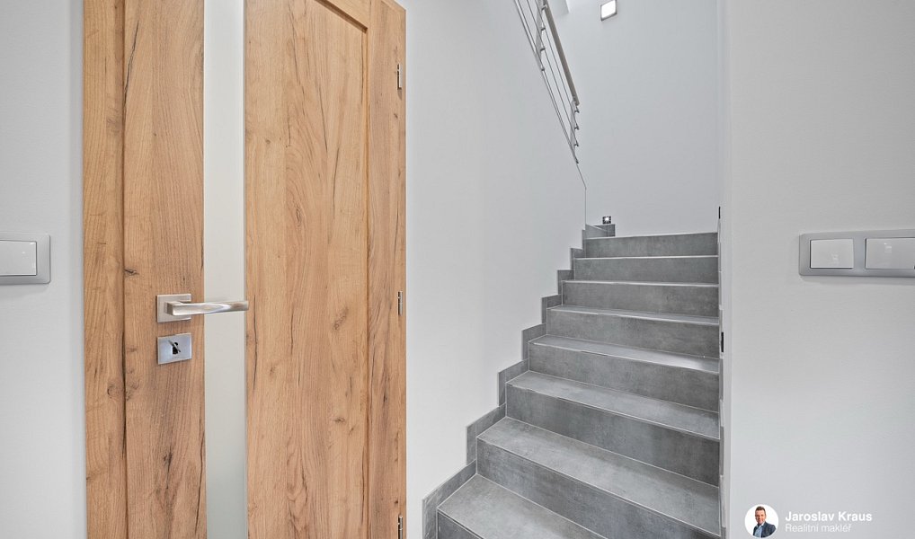 Prodej domu 134 m² s pozemkem 148 m², Nová Paka – náhled fotky 11